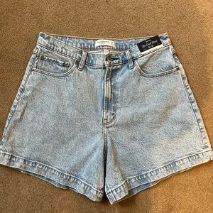 Abercrombie and fitch high rise dad shorts